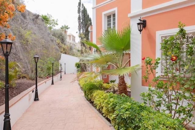 Apartamento Sara En El Veril Del Duque - Sara Vacation Costa Adeje  ภายนอก รูปภาพ